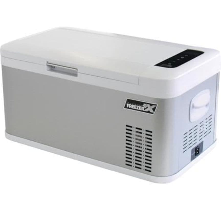 富士倉　冷蔵・冷凍庫　フリザクス　１８Ｌ　FFB-18L