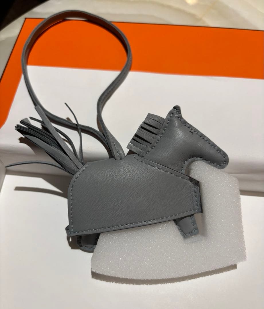 ＊レア＊エルメス HERMES ロデオチャーム　ロベオ・クールPM