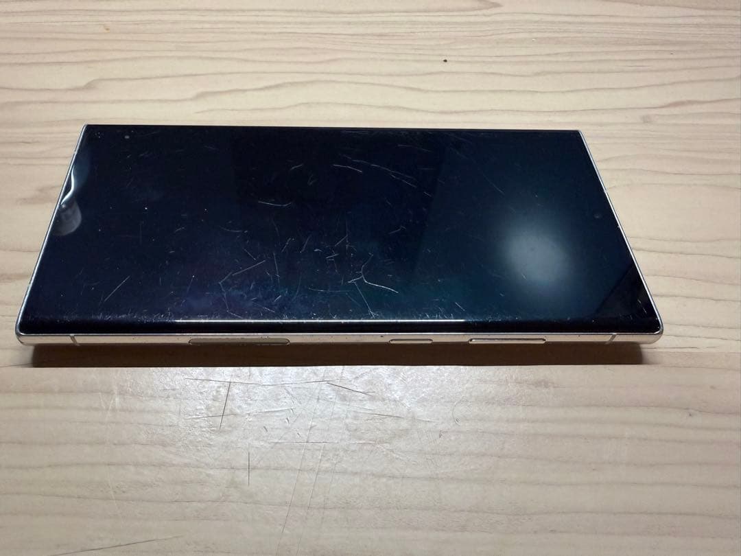 【値引】docomo Samsung Galaxy S23Ultra ホワイト