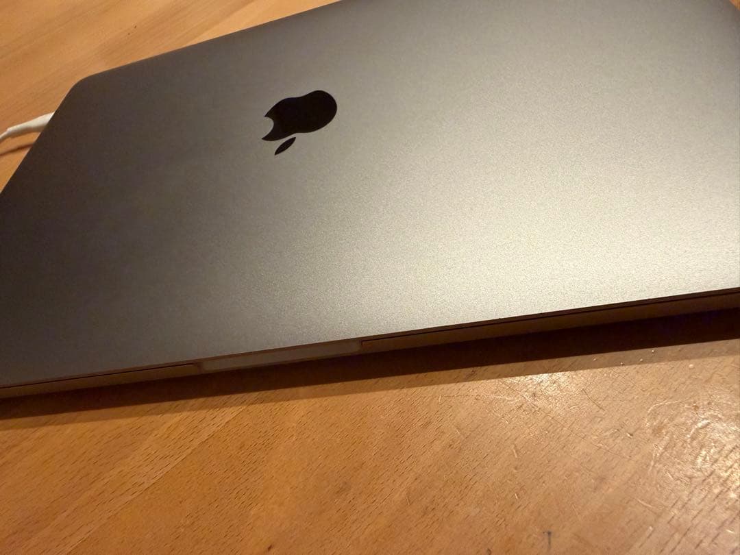 MacBook本体 MacBook Pro (2020) 256GB/8GB MXK32J/A