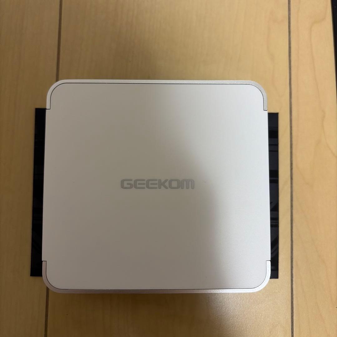 GEEKOM XT12 Pro ミニPC i9-12900H 32GB 1TB