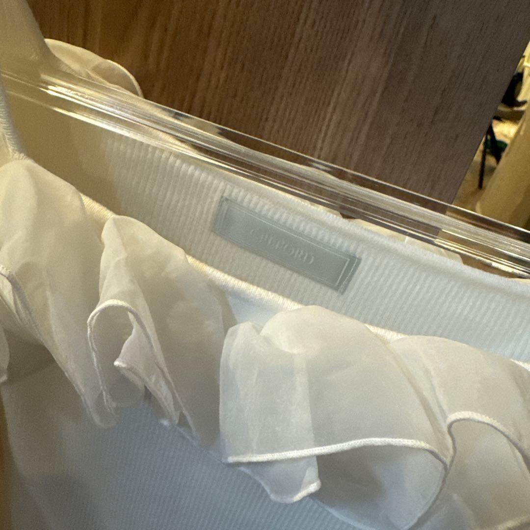 セルフォード　オフショルダートップス