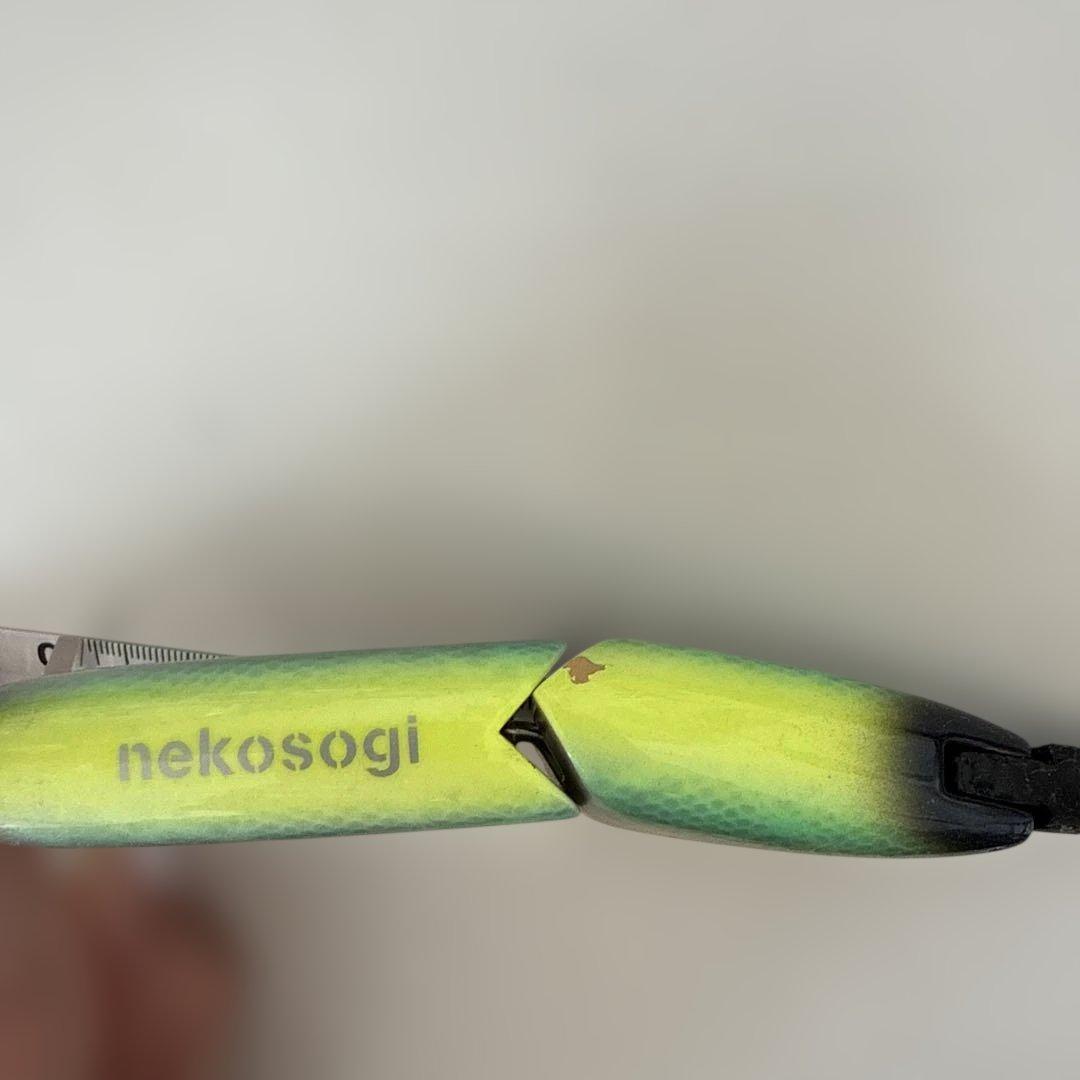 （希少）ウッドnekosogi dsrビッグベイトルアー グリーン