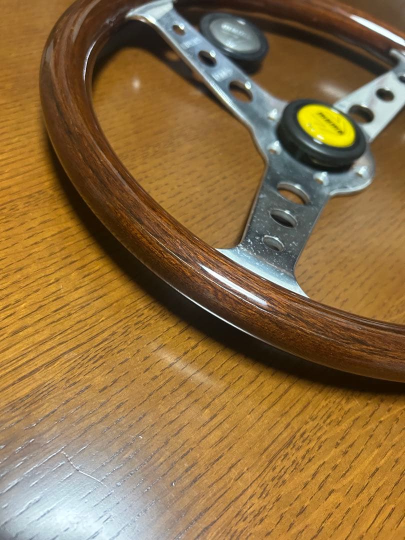 正規品momo モモ スーパーインディ ステアリング ハンドル ナルディ ウッド