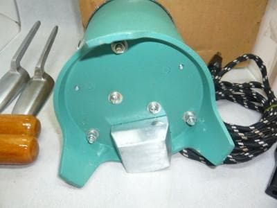 マァジョ　完全未使用品　 和裁コテ　鏝２本付　②①木箱2個コード付き