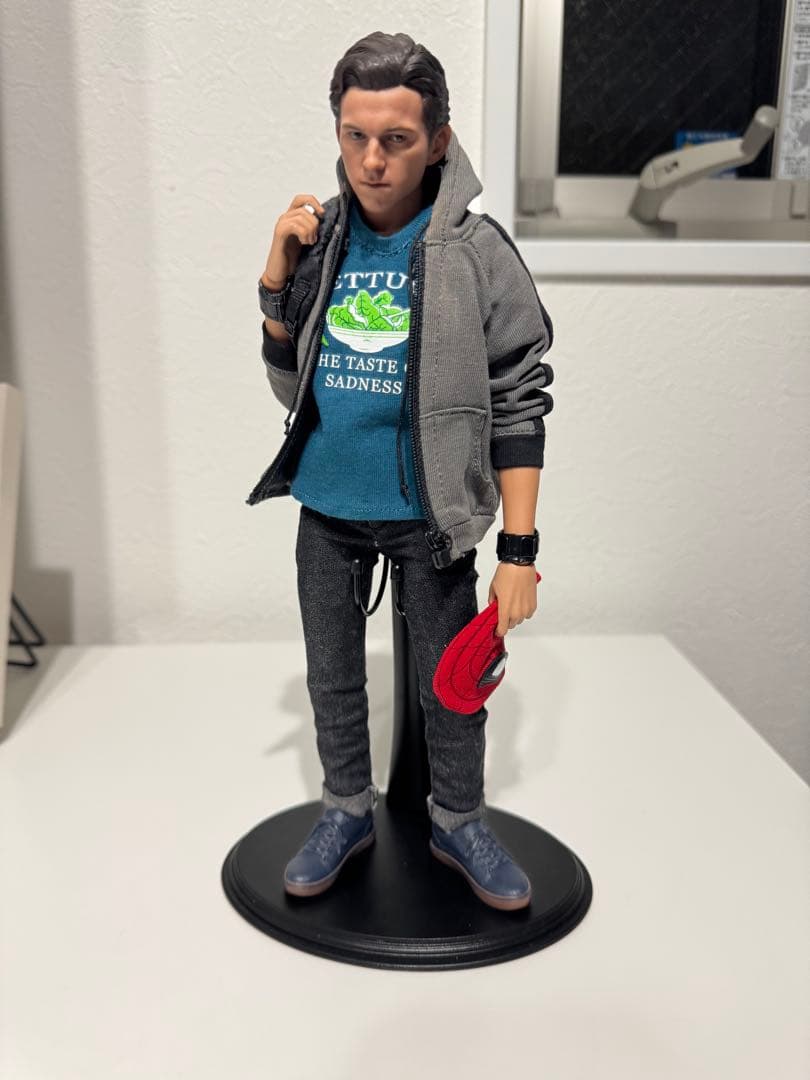 ホットトイズ スパイダーマン　トムホランド