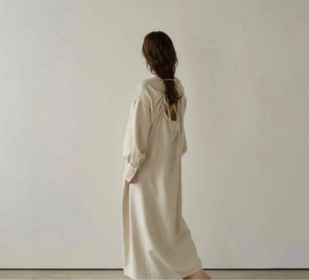 ✨12/13.14限定値下げ✨【2点セット eaphi ベスト+ワンピース】