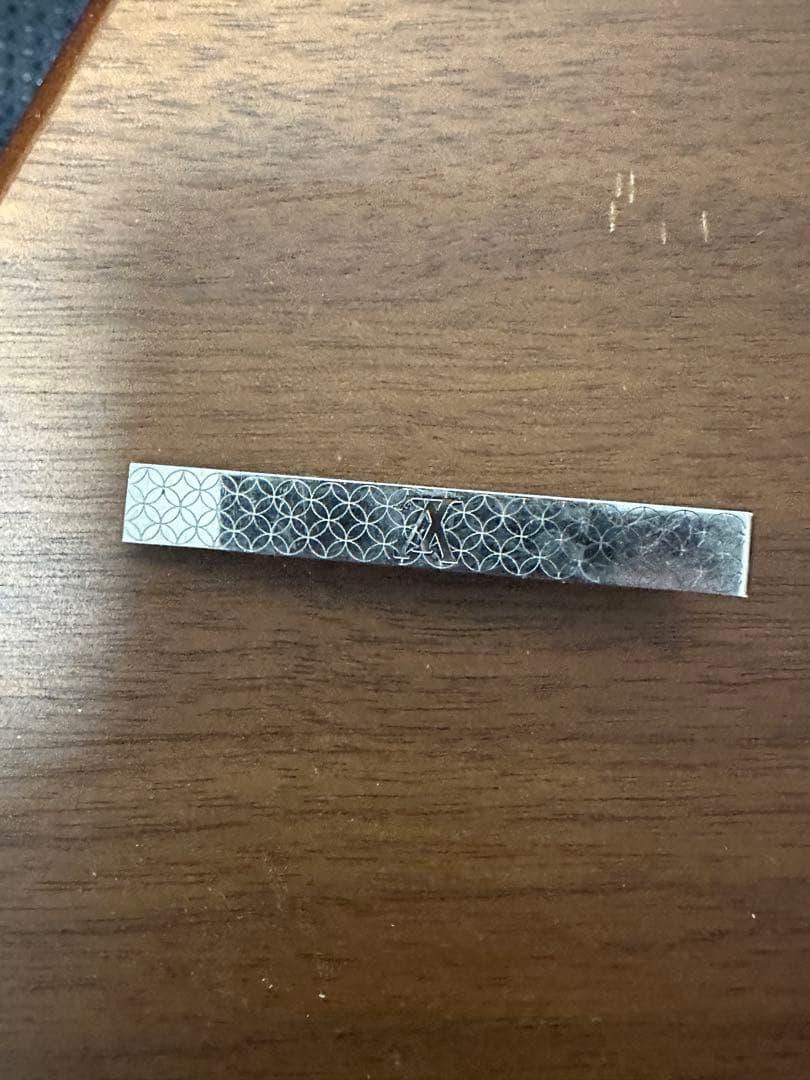 ルイヴィトン　ネクタイピン