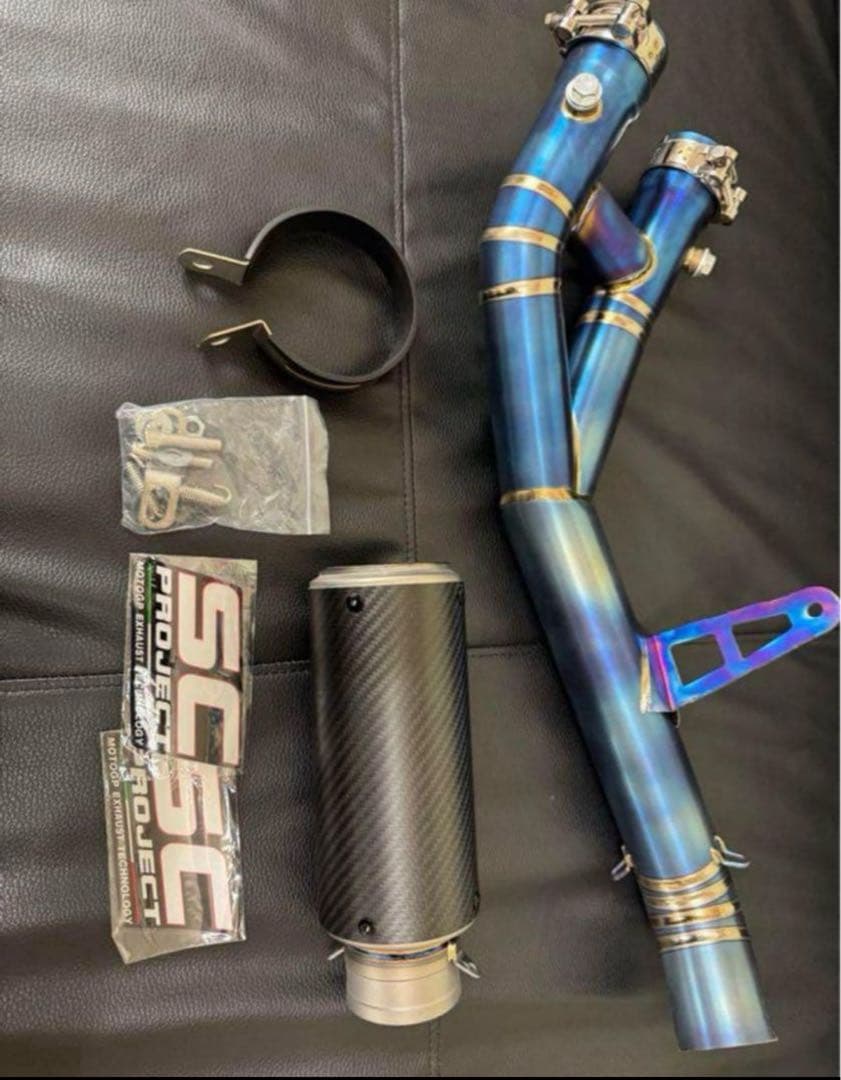 YZF-R1 中間パイプ ＆ サイレンサーセット（新品）