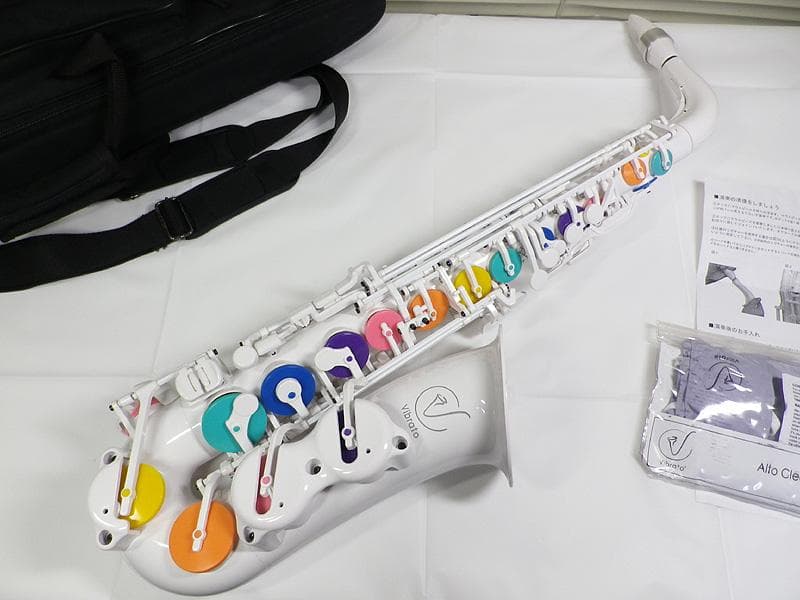 Vibrato Sax アルトサックス レインボーパッド