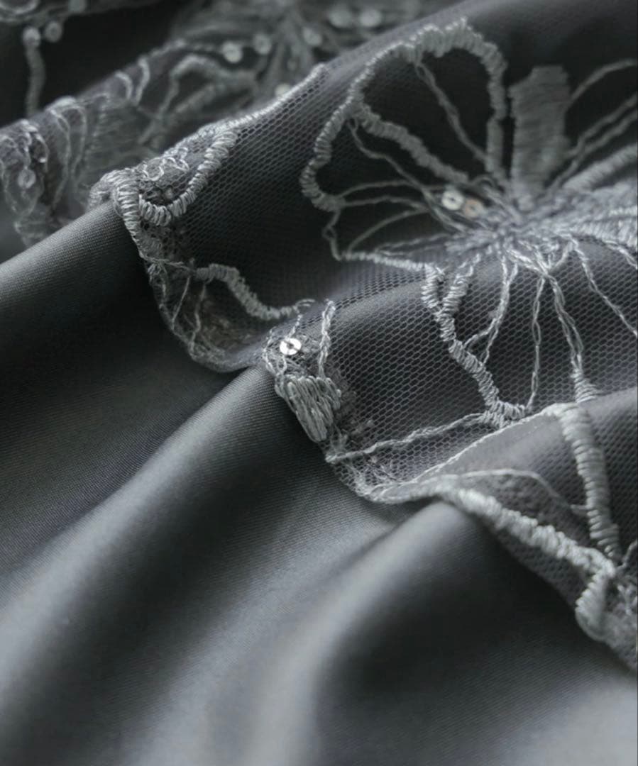 niana 美品 スパンコール刺繍レースドレス オケージョンドレス 花柄