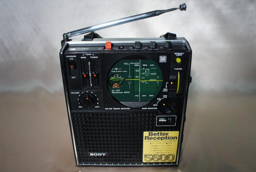 ☆とても綺麗受信OK☆SONYソニースカイセンサーICF-5600☆BCLラジオ