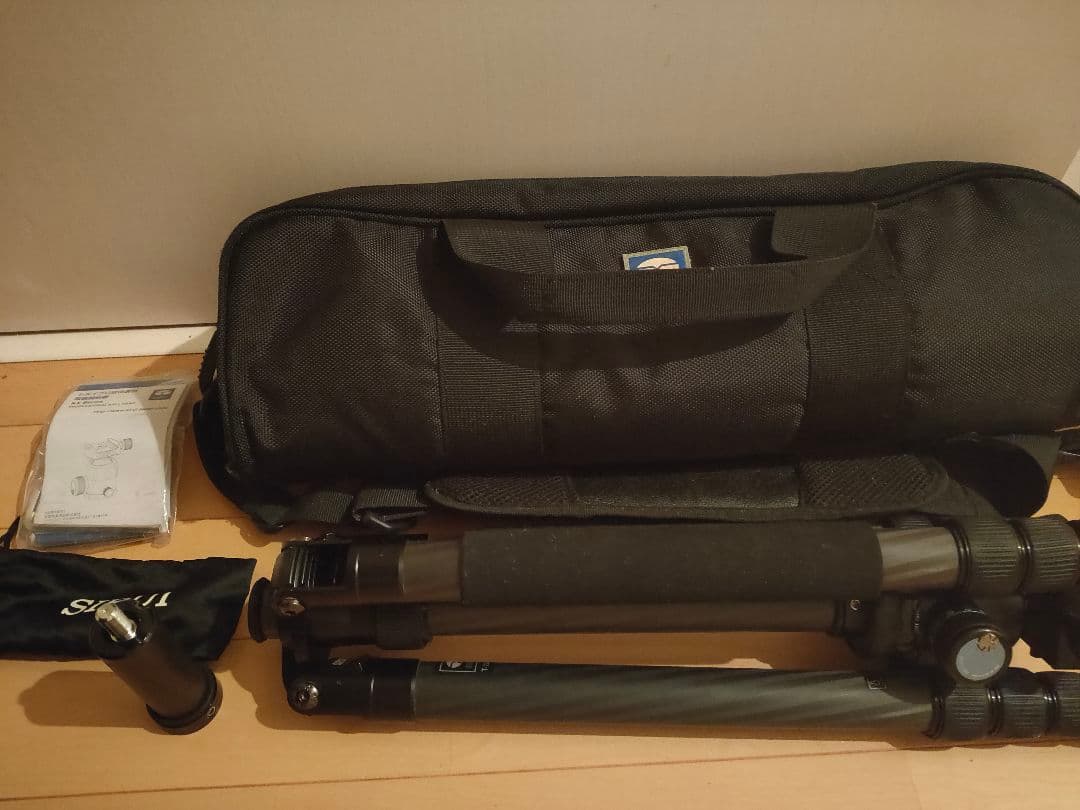 SIRUI 中型カーボン4段三脚T-2204X + ボールヘッドG-20KX