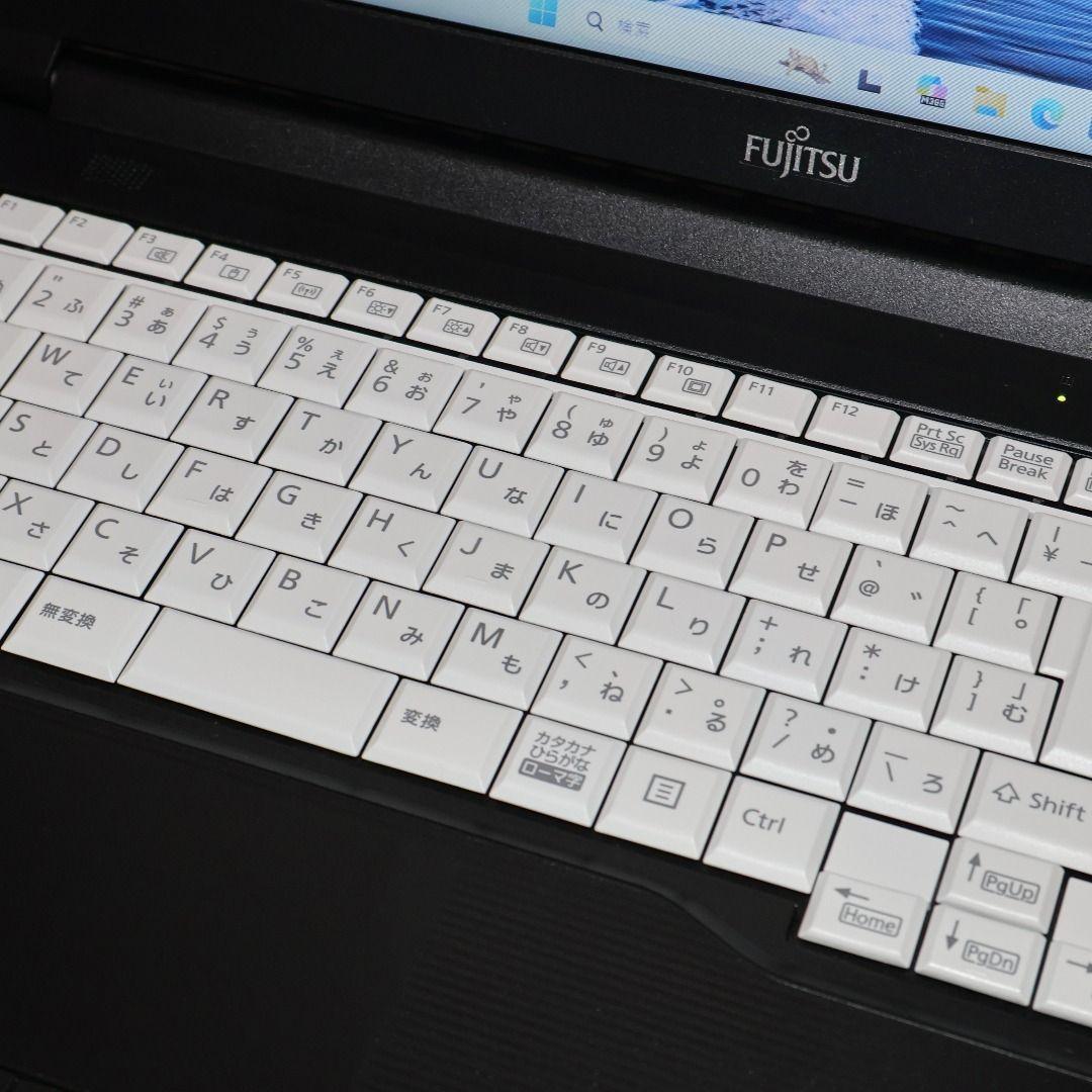 Win11公式対応10世代i3/メモリ8G/新品SSD/無線/カメラ/HDMI