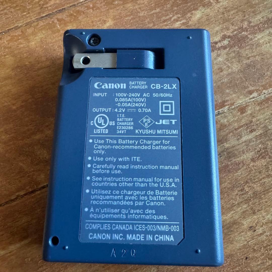 デジタルカメラ Canon IXYDIGITAL900IS