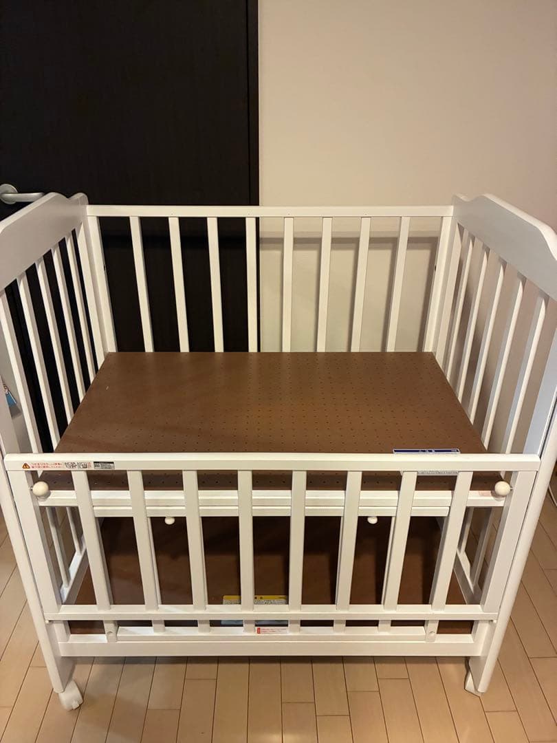 ベビー用寝具・ベッド f