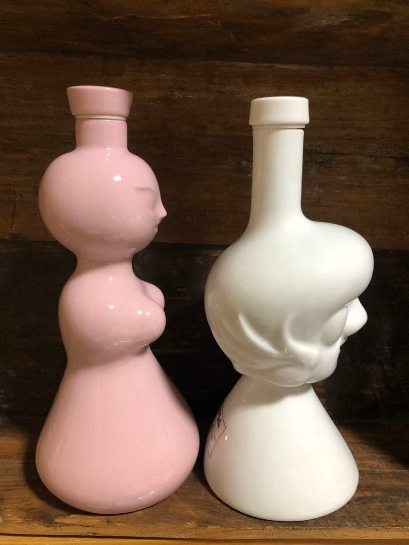 岡本太郎　ボトル