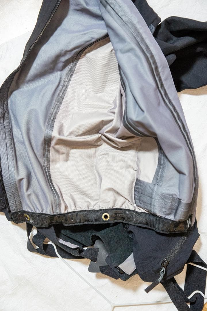 マムート　GTXPRO　雪山　スキー　パンツ