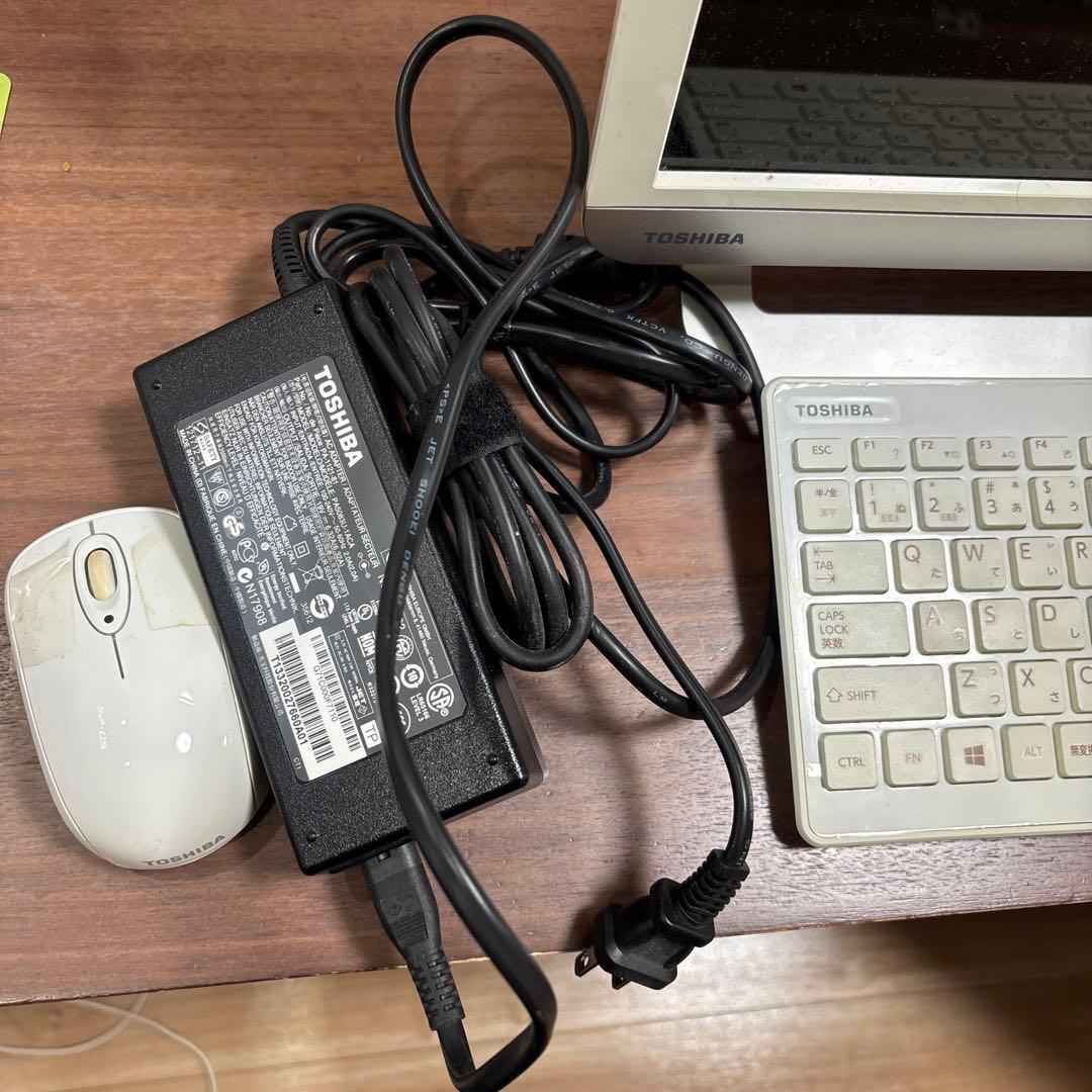 TOSHIBA REGZA PC D713/T3KW 本体