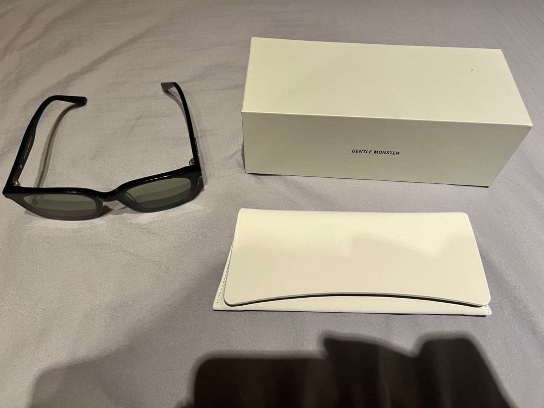 GENTLE MONSTER Lilit 01(K) グリーンサングラス