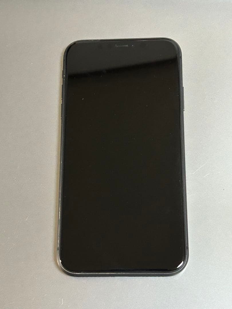 a*୧様 Apple iPhone 11 64GB ブラック