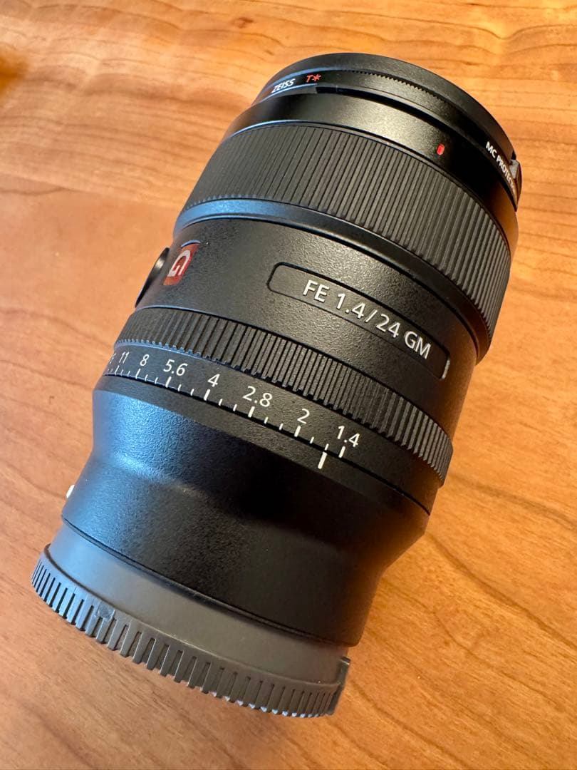 新品同様 ソニー SONY FE 24mm F1.4 GM 純正フィルター付