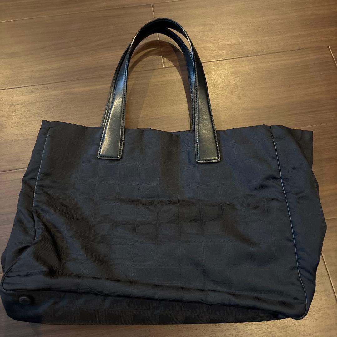 CHANEL ニュートラベルライン　ブラック トートバッグ