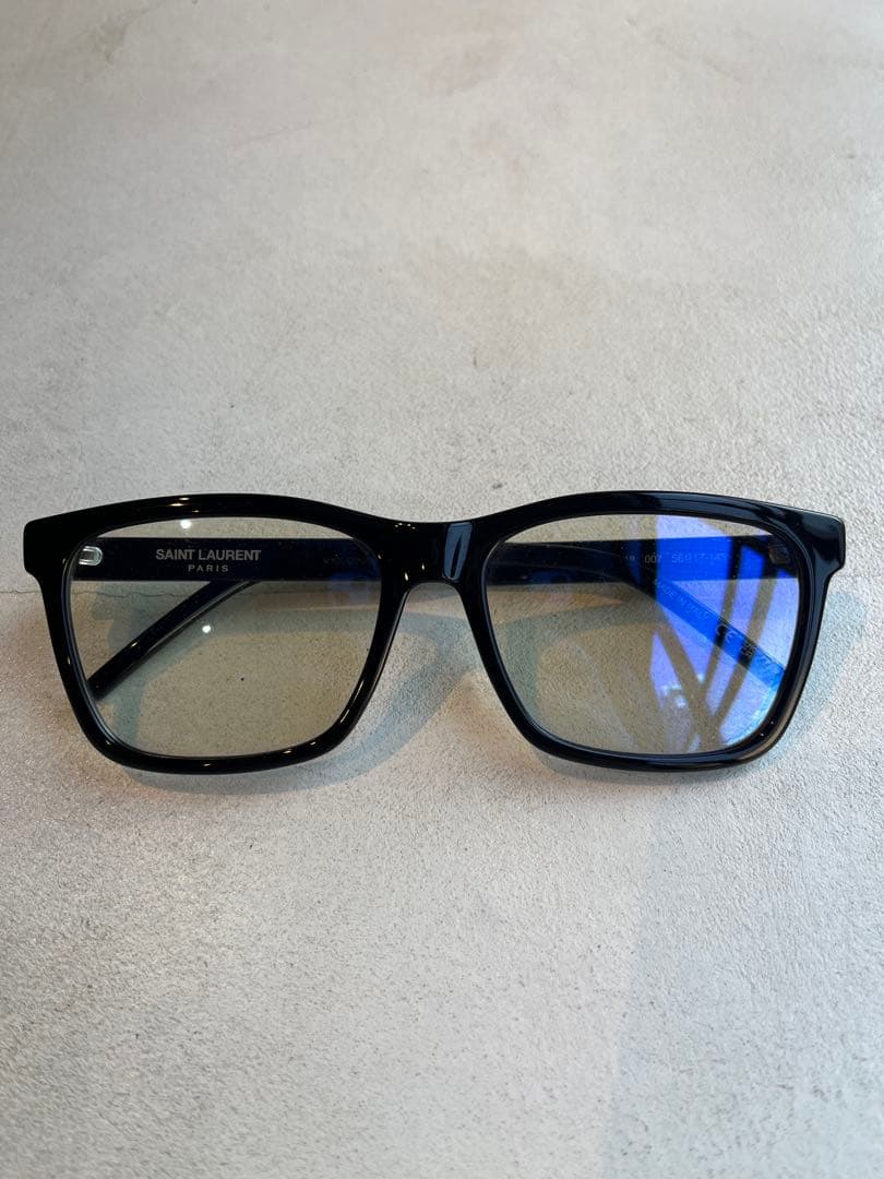 【極美品】SAINT LAURENT PARIS メガネフレーム　ブラック