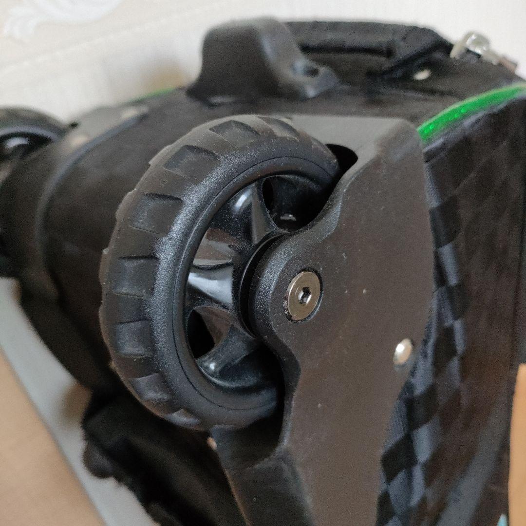 ボウリングバッグ　トリプルローラー　3個入れバッグ　３ボールツアーキャリーバッグ