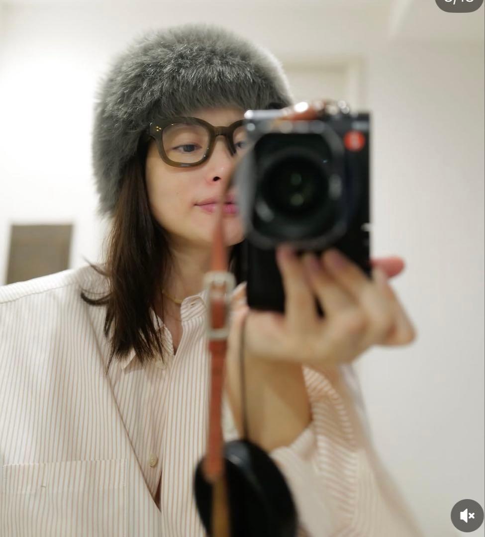 ETRETOKYO サイドスリットストライプシャツ ピンクベージュ