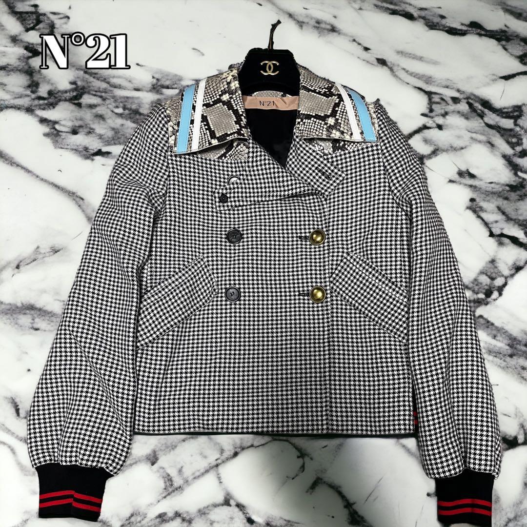 N°21 ヌメロヴェントゥーノ ピーコート パイソン チェック ボーダー 羊革