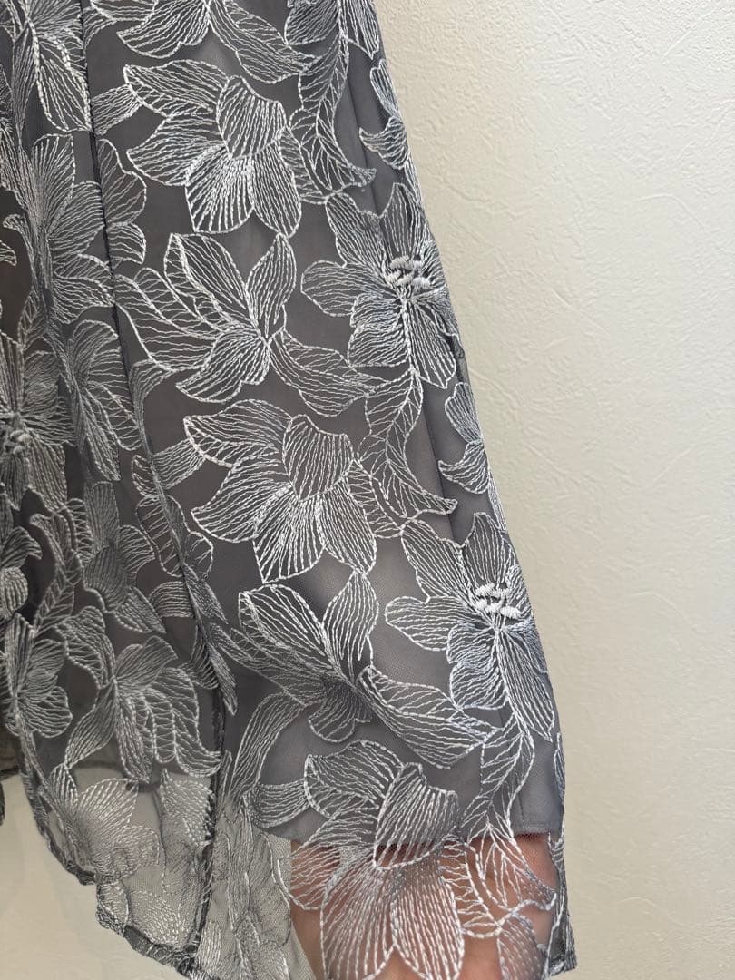 【1/30まで値下げ】AIMER エンブロイダリーチュールパイピングドレス