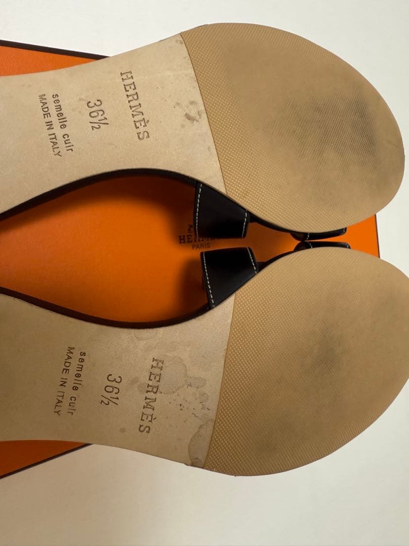 本物保証　エルメス　ブラック オープントゥ サンダル36中古