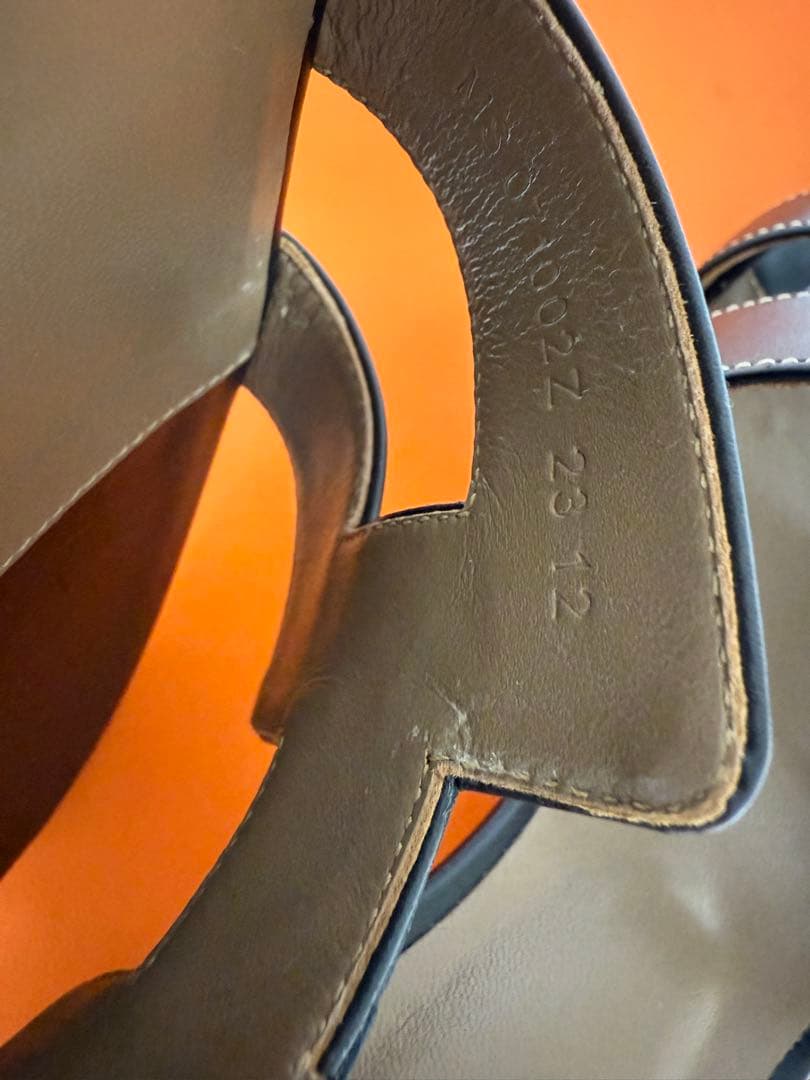 本物保証　エルメス　ブラック オープントゥ サンダル36中古