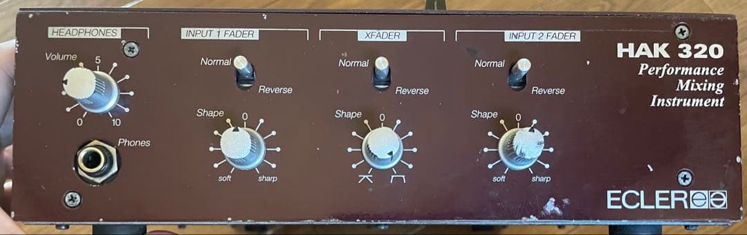 ECLER HAK 320 DJミキサー