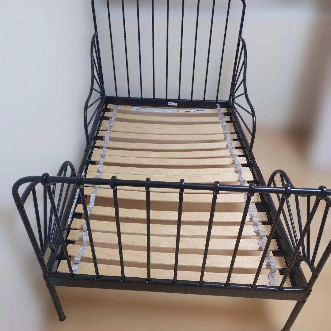 MINNEN ミンネン　伸長式ベッドフレーム　イケア