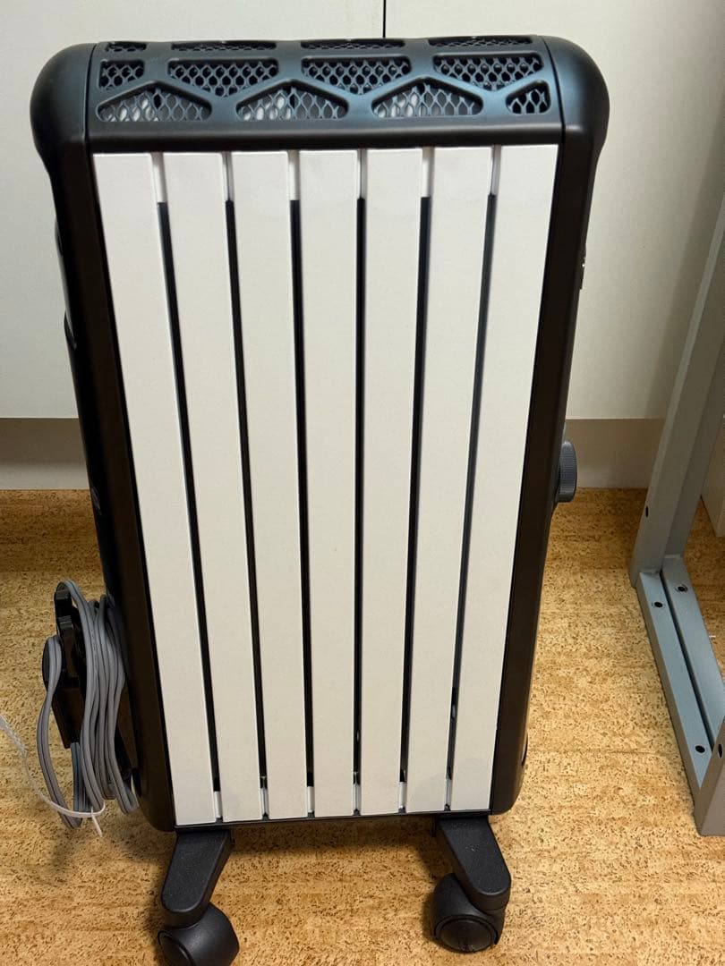 デロンギ マルチダイナミックヒーター MDHU09-BK【美品】