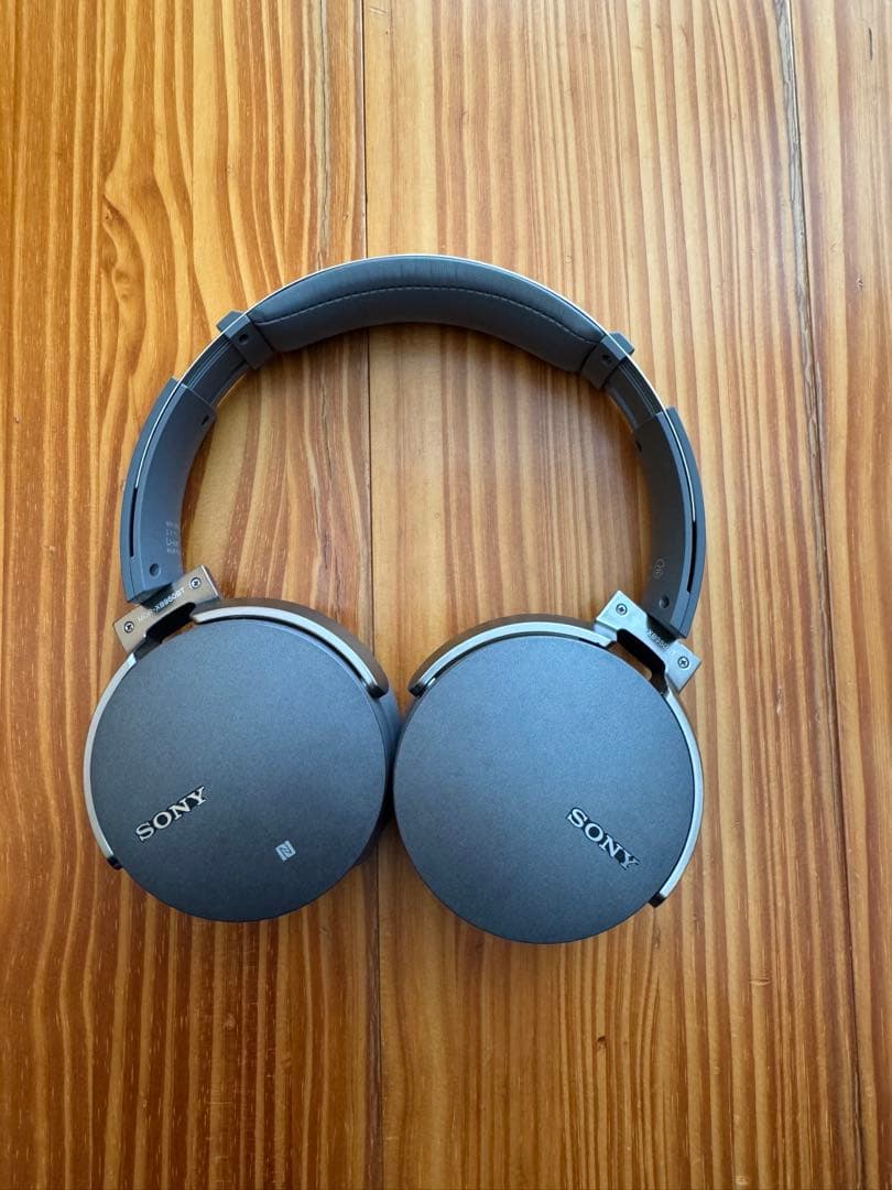 SONY ワイヤレスヘッドホン グレー