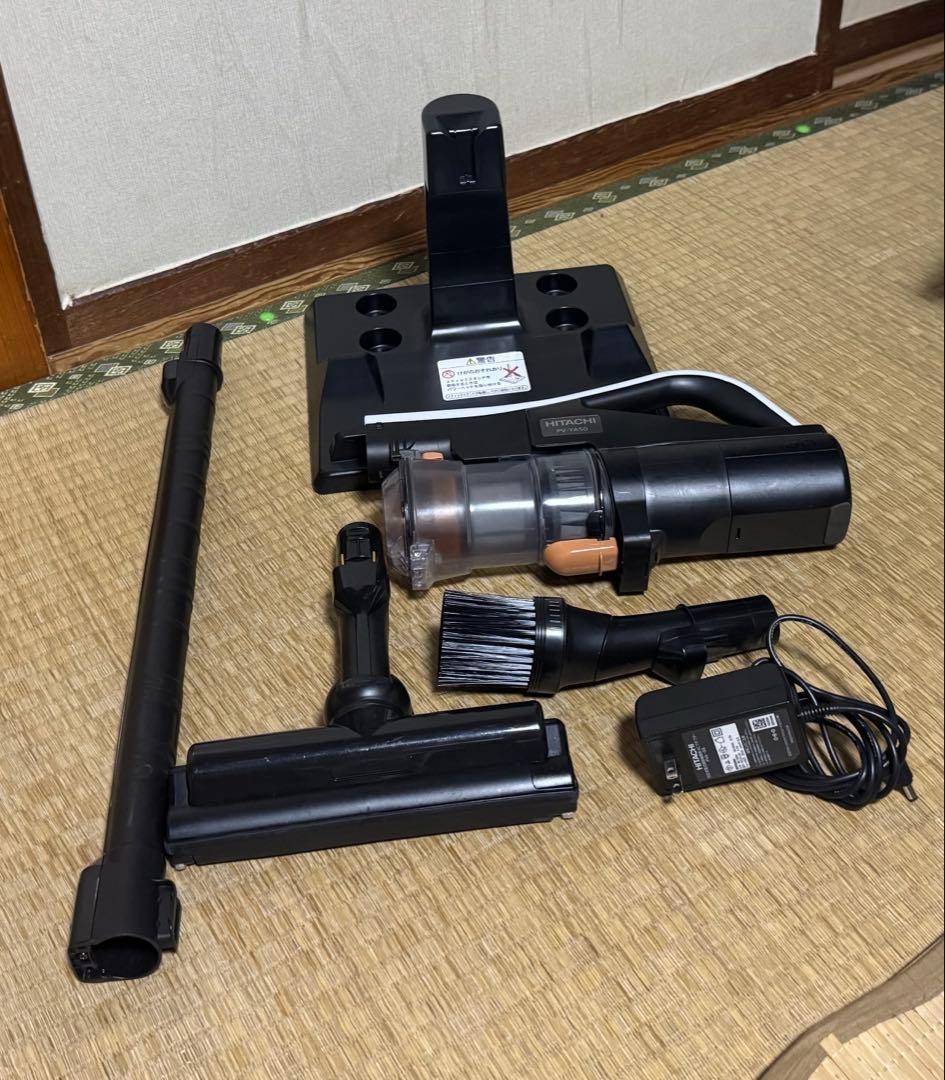 日立コードレススティッククリーナー 2024年製