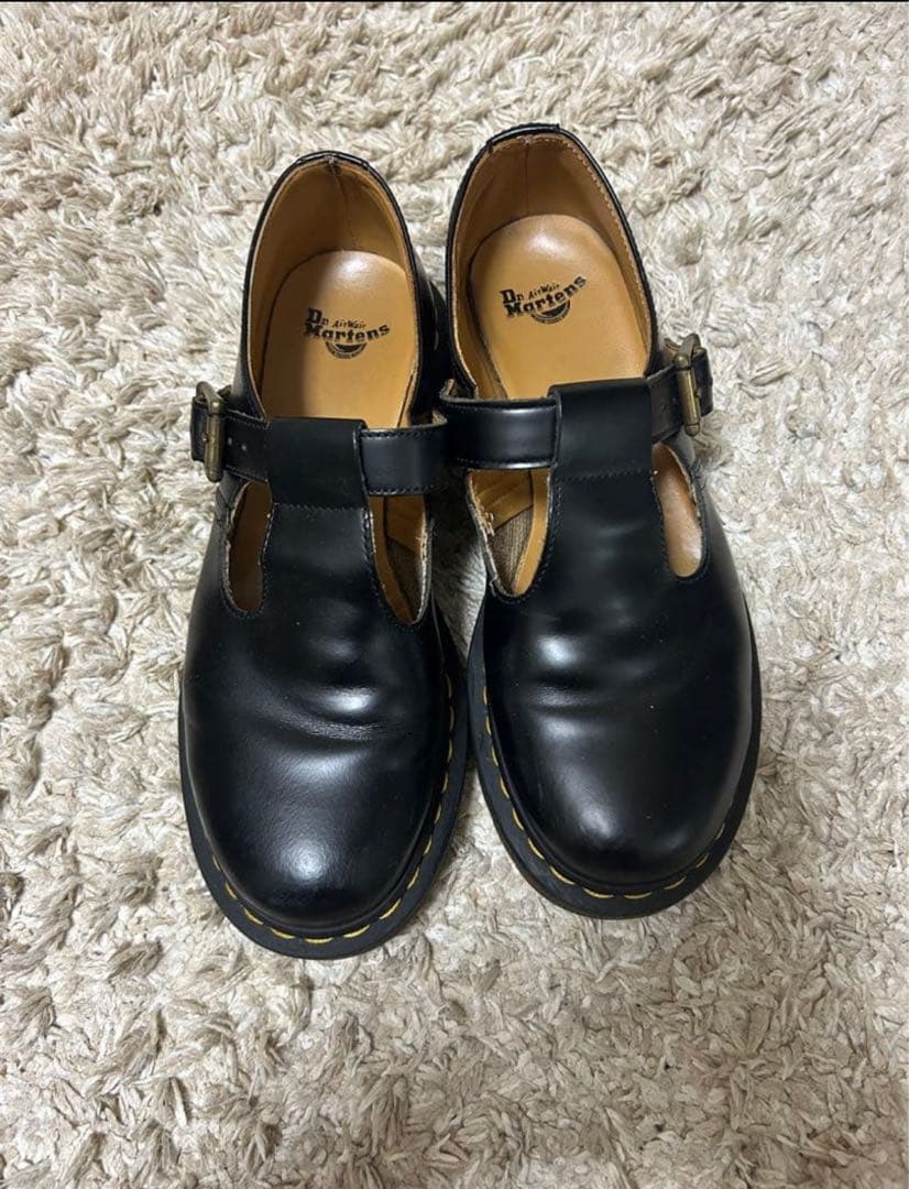 Dr. Martens ブラック メリージェーンシューズ