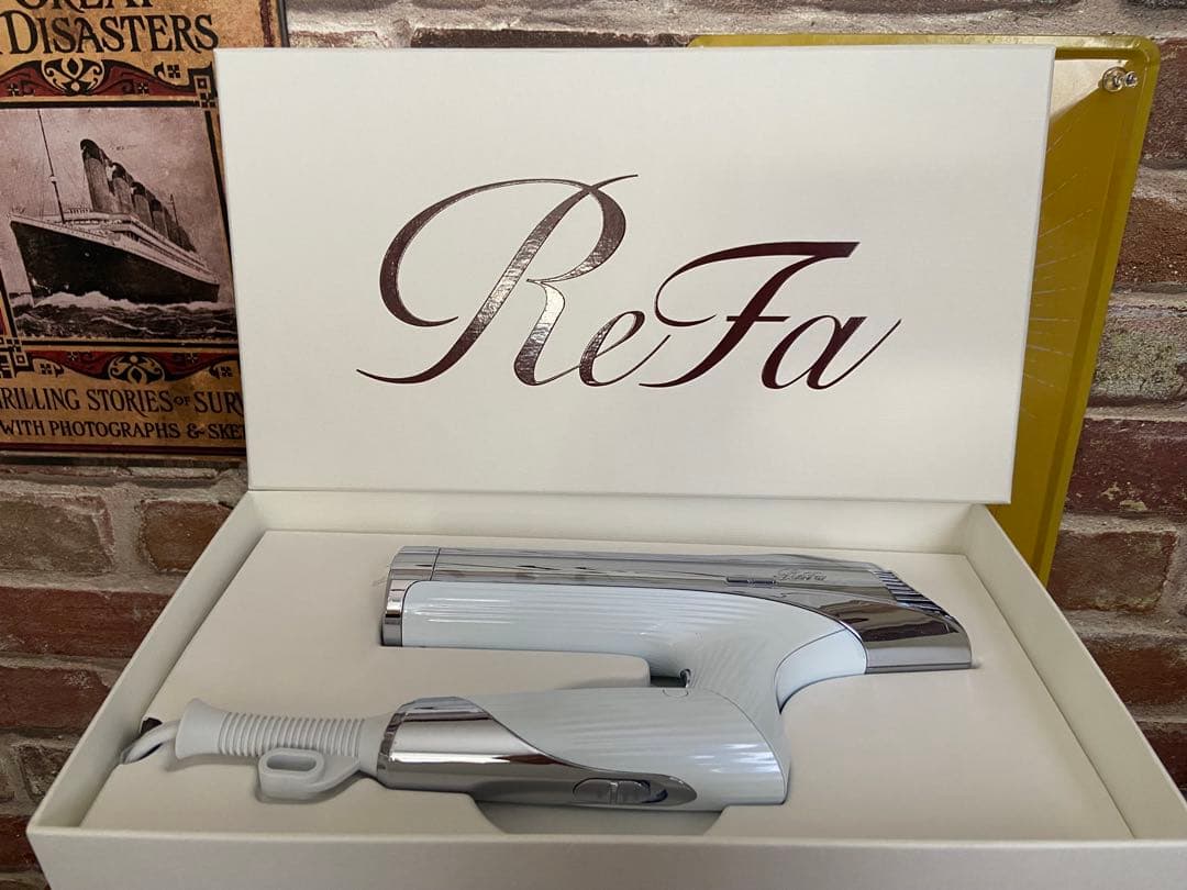 週末お値下げ　リファドライヤーReFa BEAUTECH DRYER S+ 新品