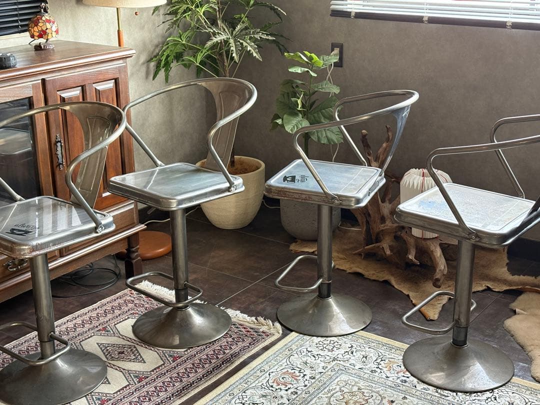 アメリカン　ブリキ調　カウンターチェア　バーカウンター　バーチェア　４脚　nZ