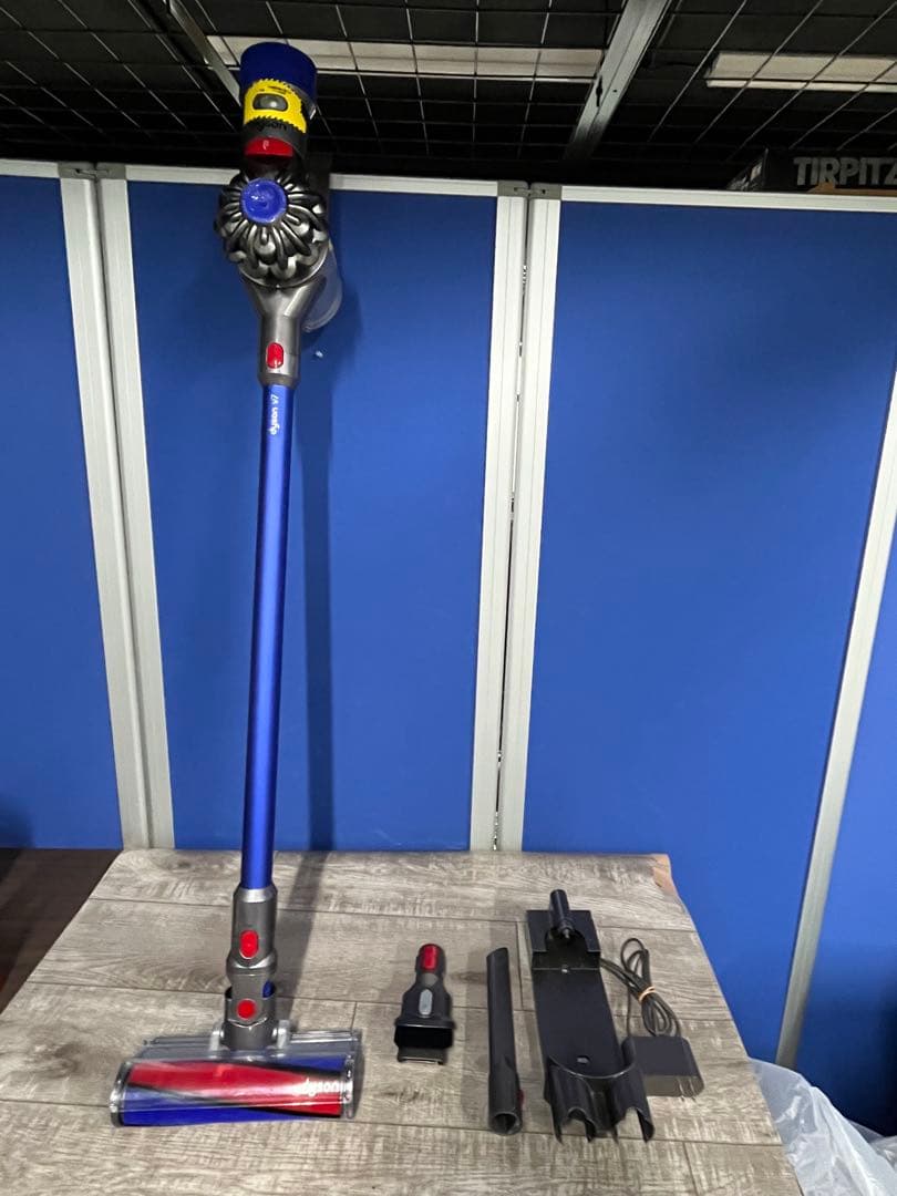 Dyson ダイソン　SV11コードレスクリーナー　グレー/ブルー
