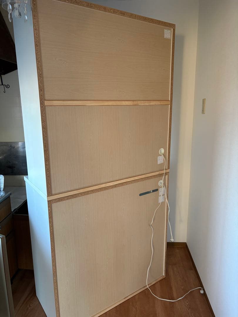 ニトリ　ホワイト 食器棚