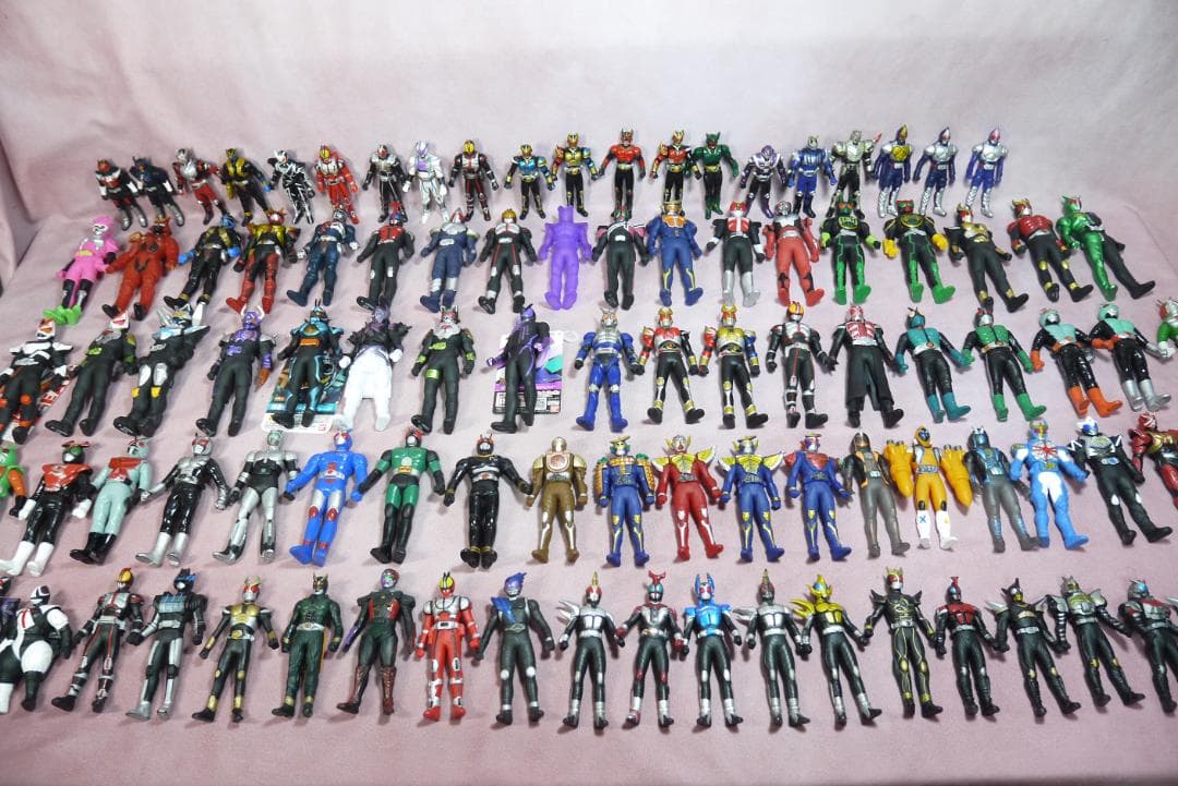 ライダーヒーローシリーズ(新版) ミニソフビ　110体