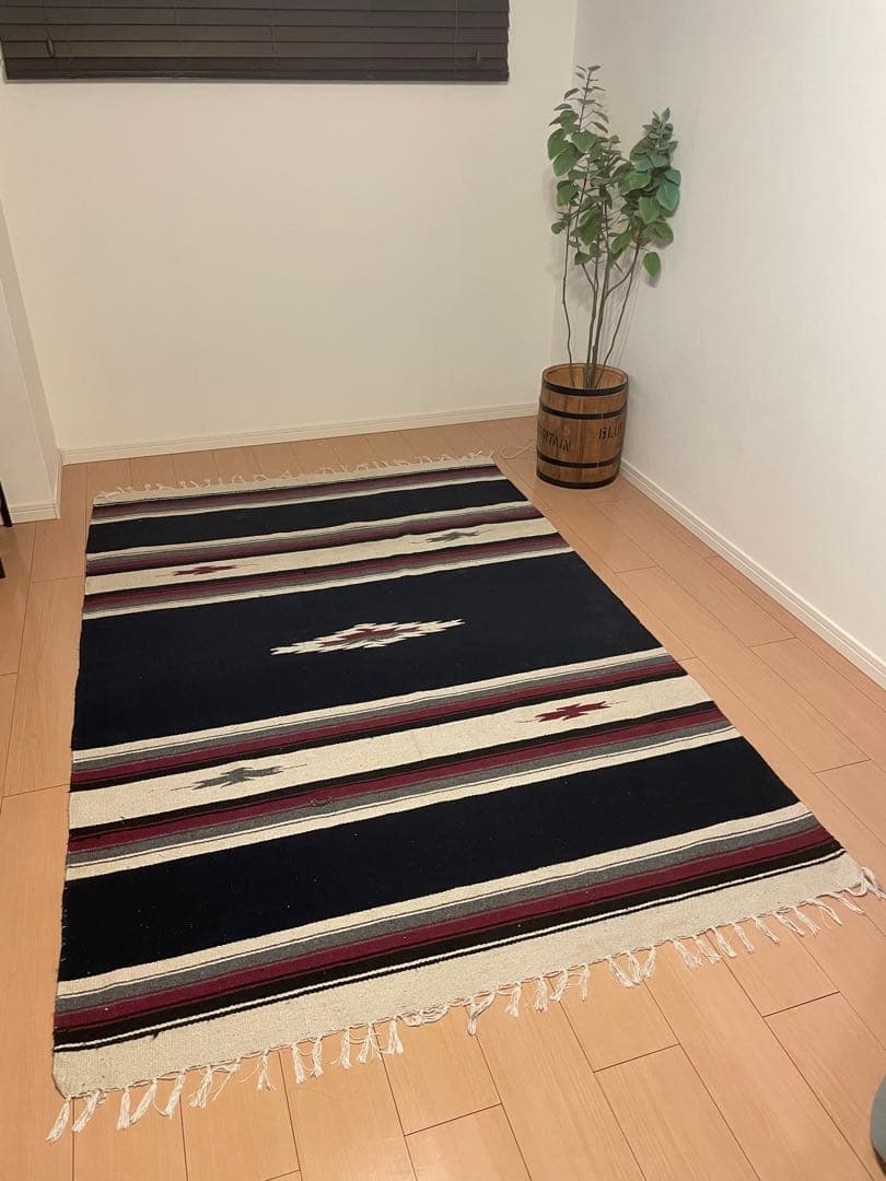 ヴィンテージ　ラグ　ナバホ柄