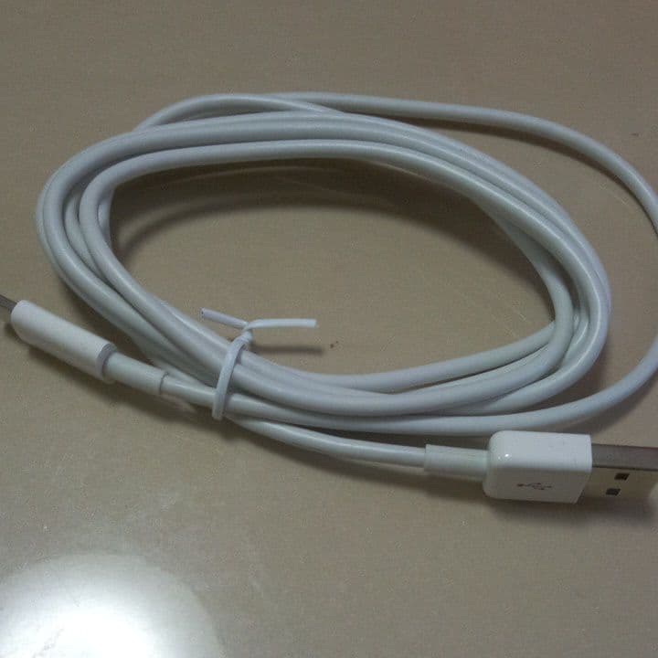 Amazonオリジナルケーブル