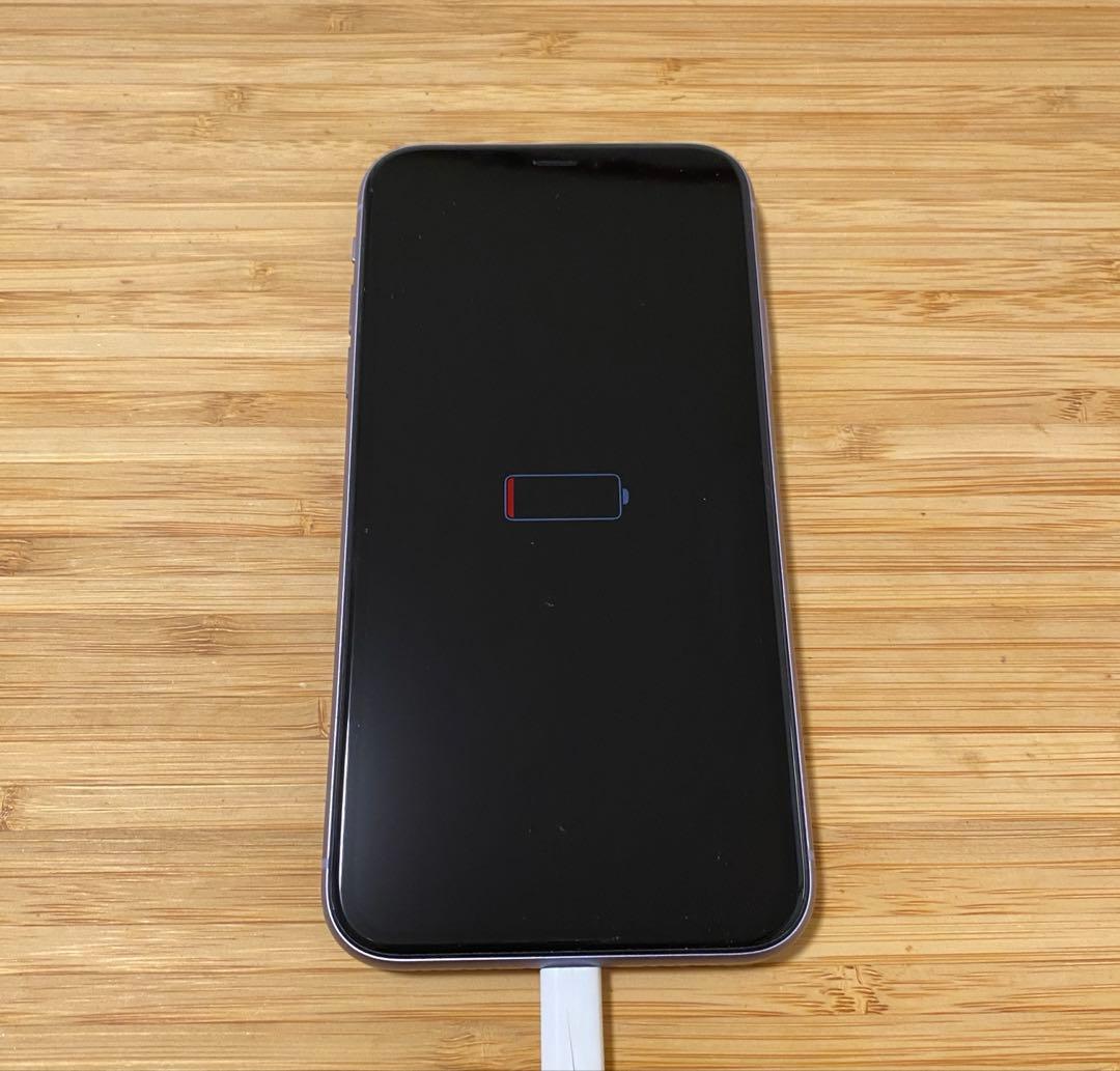 iPhone11 ジャンク品　SIMフリー　パープル