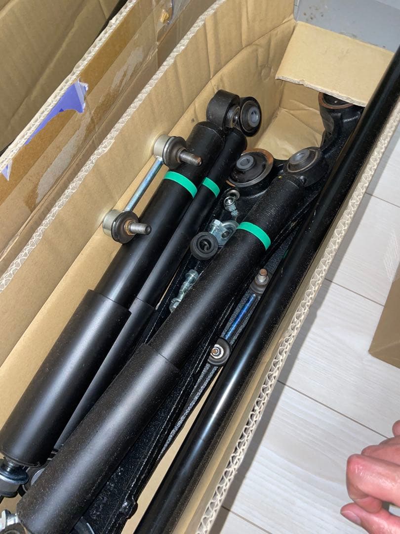 送料込み！　引き取り歓迎　ジムニーシエラ　新車外し　足回り一式　純正