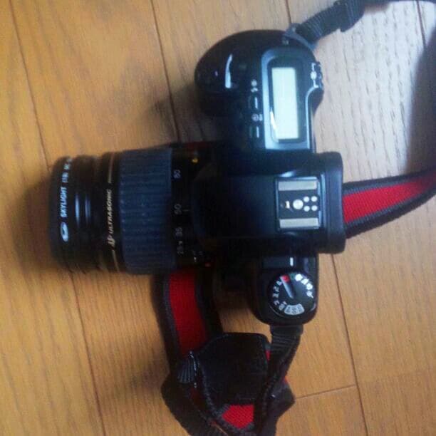 値下げしました。　キャノン　EOSキッス　一眼レフカメラ